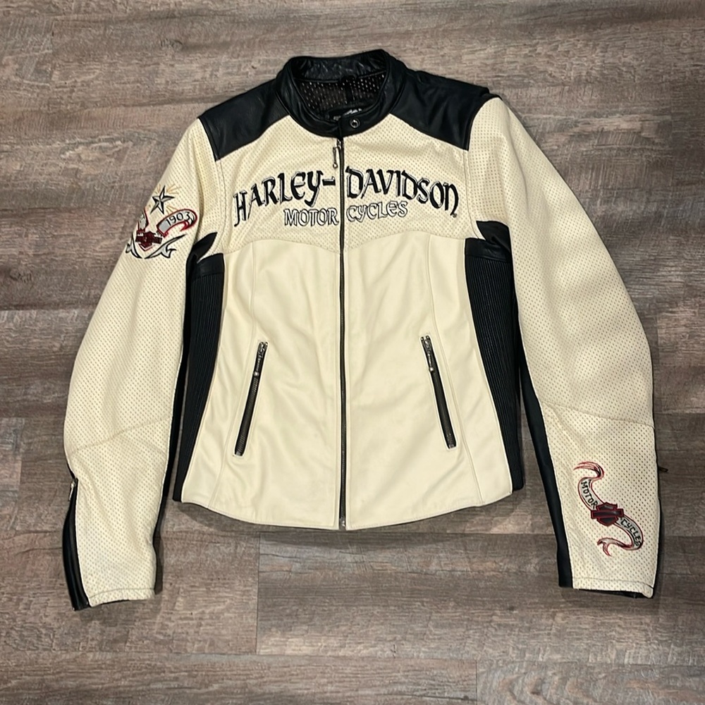 Harley Davidson Women’s leather jacket